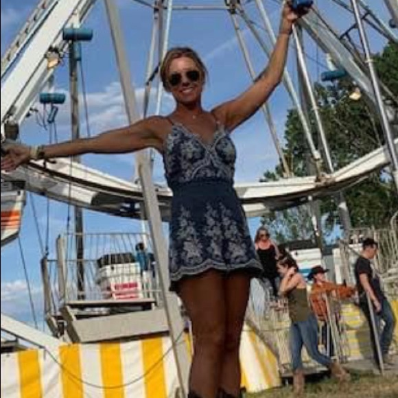 Romper - Picture 4 of 4